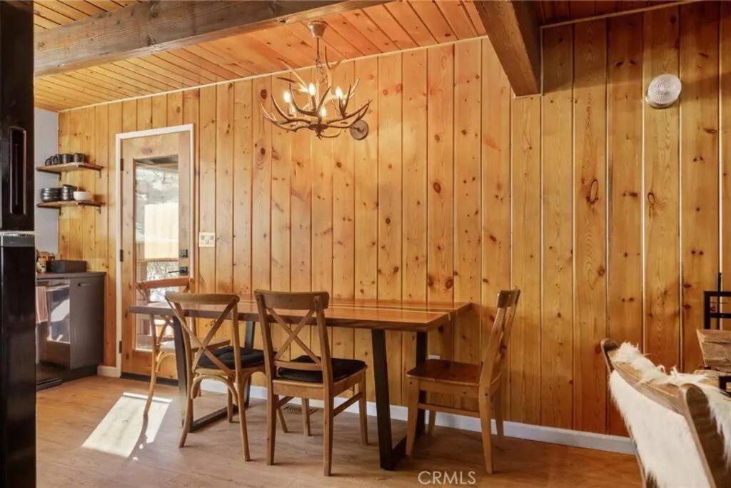 Le Chalet Of Arrowbear Lake Running Springs Exteriör bild